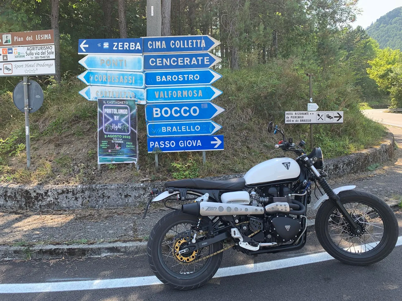 Persi verso il Passo Giova.