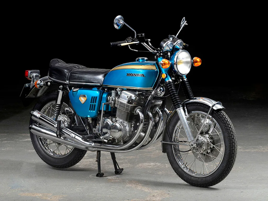 Honda CB750 Four (1969): da qui, la moto moderna è questa.