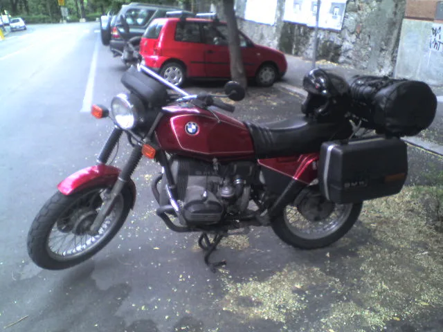 La mia R80ST pronta a partire.