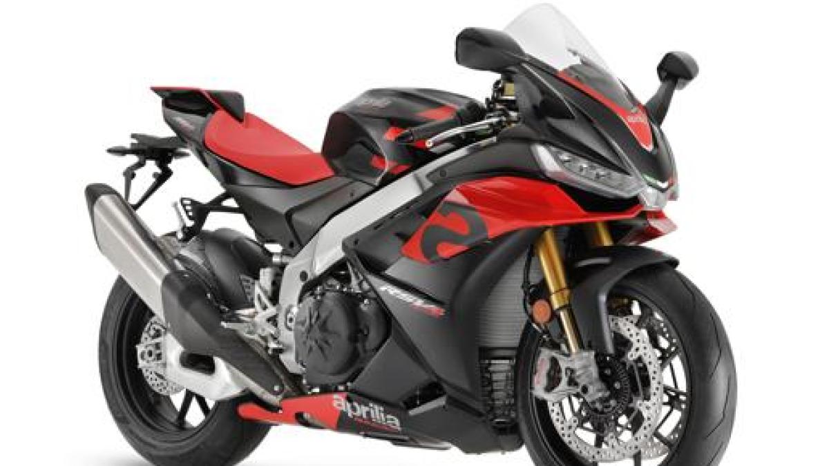 Aprilia RSV4 Factory