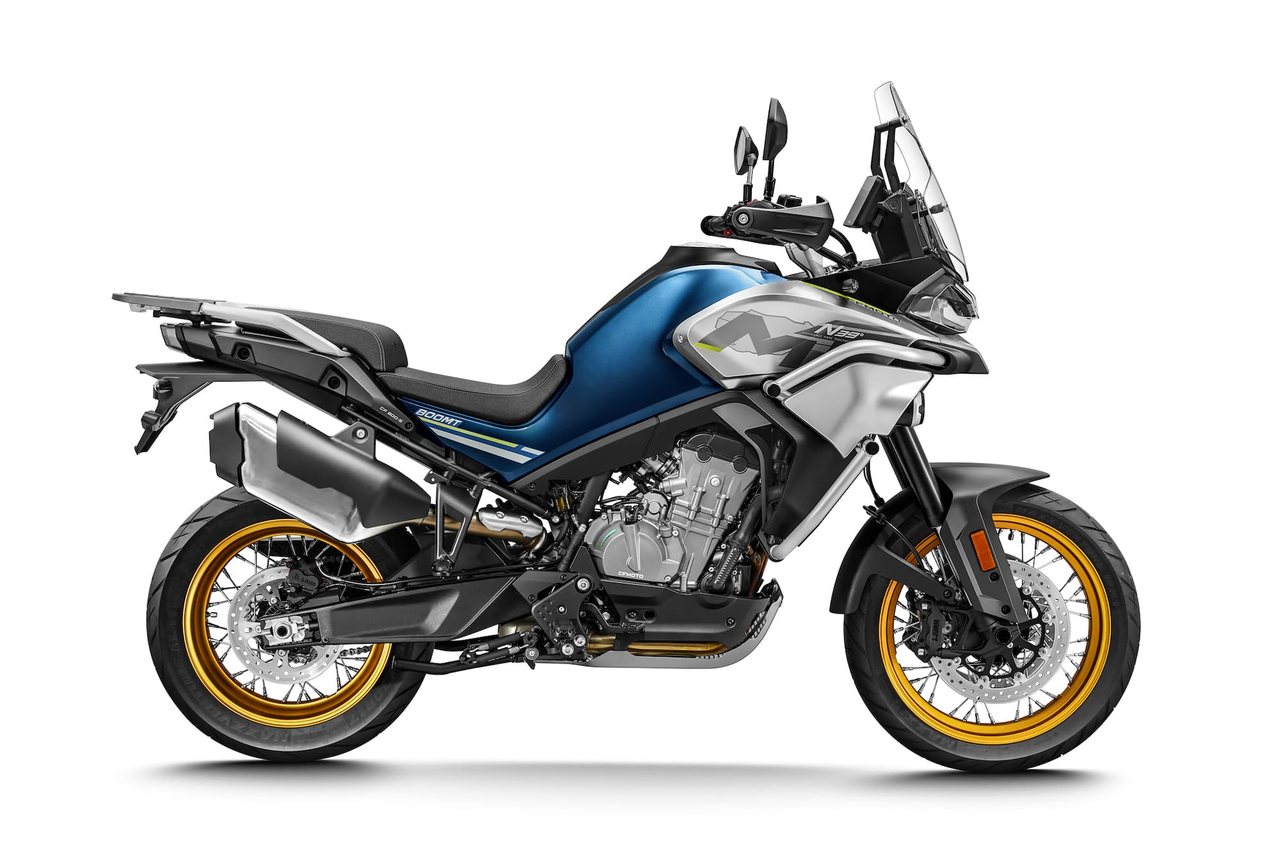 CFMOTO 800MT