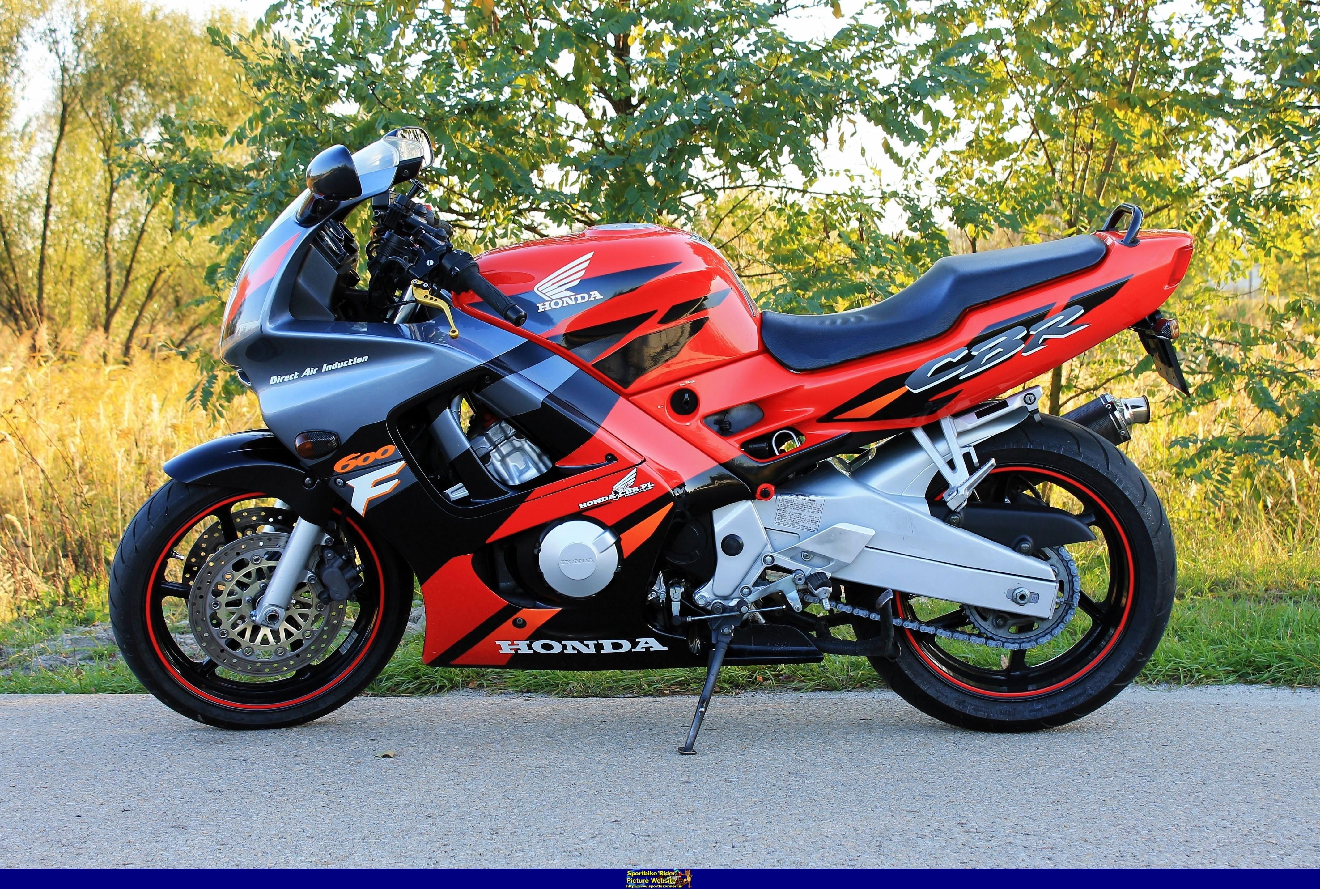 Honda CBR600F