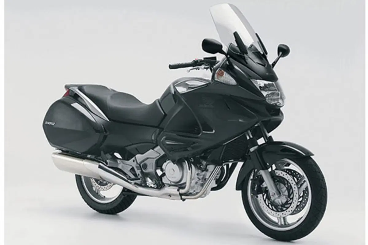 Honda Deauville 700